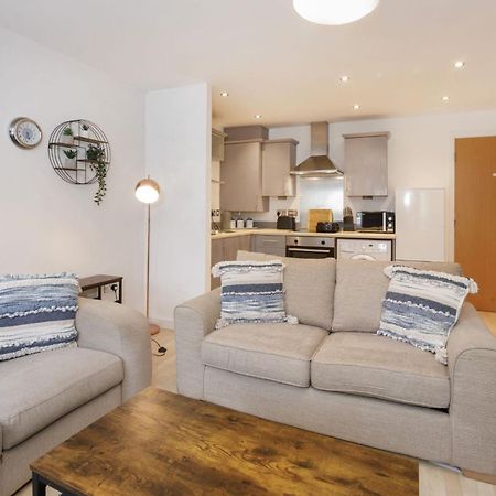 1 Liber House With Free Onsite Parking Vila York Exterior foto